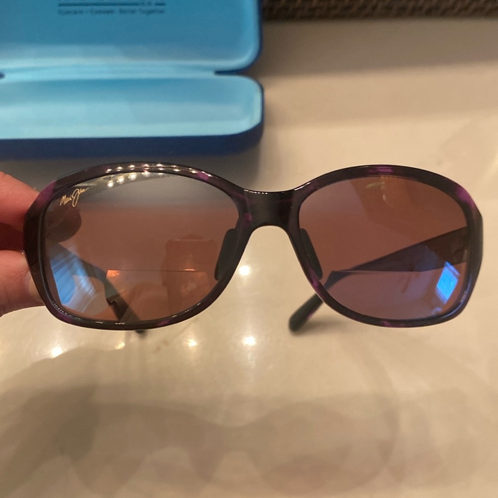 Maui Jim Koki Beach Sunglasses (+1.5 readers). NWOT